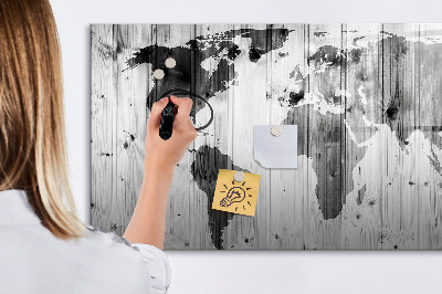 Decoratief glazen wandbord beschrijfbaar en magnetisch Een wereldkaart met persoonlijke herinneringen.