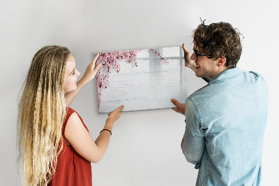 Decoratief glazen wandbord beschrijfbaar en magnetisch Een creatieve ruimte voor het presenteren van foto's