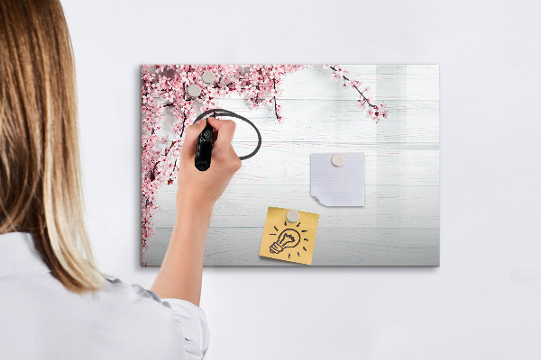 Decoratief glazen wandbord beschrijfbaar en magnetisch Een creatieve ruimte voor het presenteren van foto's