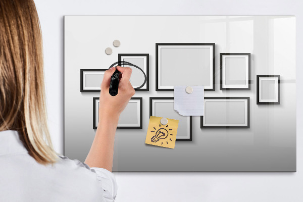 Decoratief glazen wandbord beschrijfbaar en magnetisch Modern prikbord voor foto's en notities
