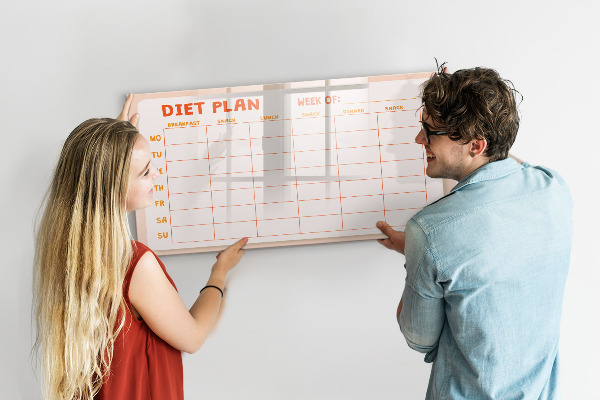 Decoratief glazen wandbord beschrijfbaar en magnetisch Dieetplan voor de hele week