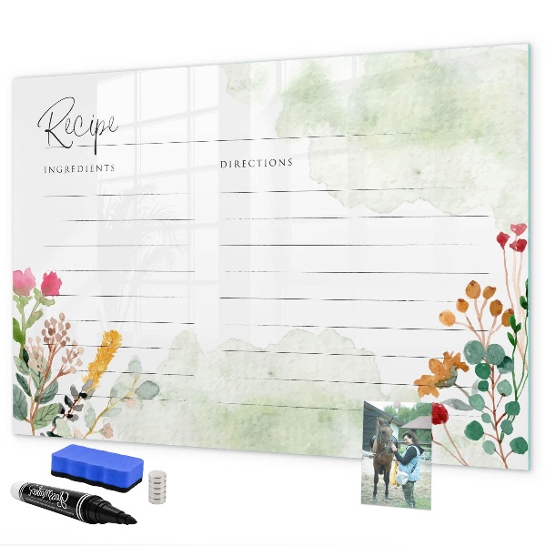 Decoratief glazen wandbord beschrijfbaar en magnetisch Een creatief prikbord voor recepten en herinneringen.