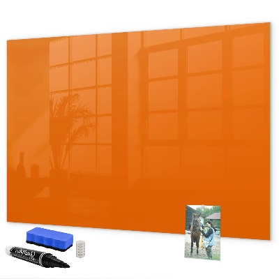 Decoratief glazen wandbord beschrijfbaar en magnetisch Een creatieve manier om je foto's te presenteren.