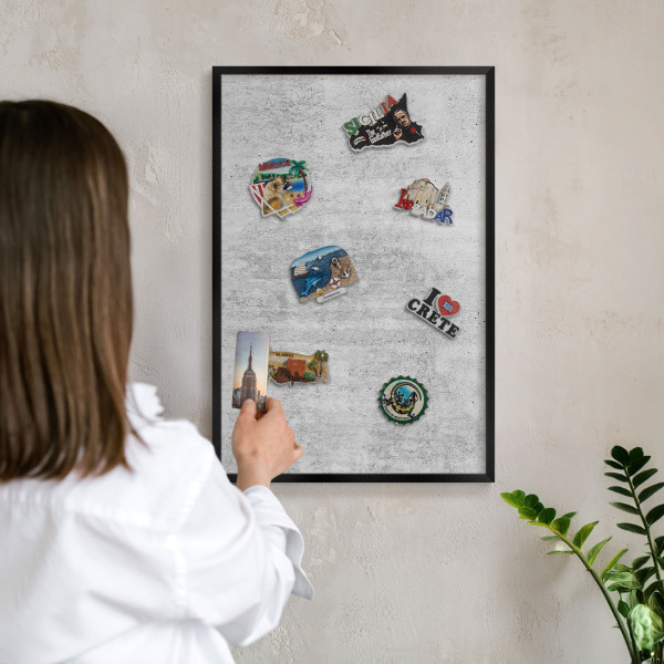 Wandbord voor magneten in een zwarte lijst Grijze textuur