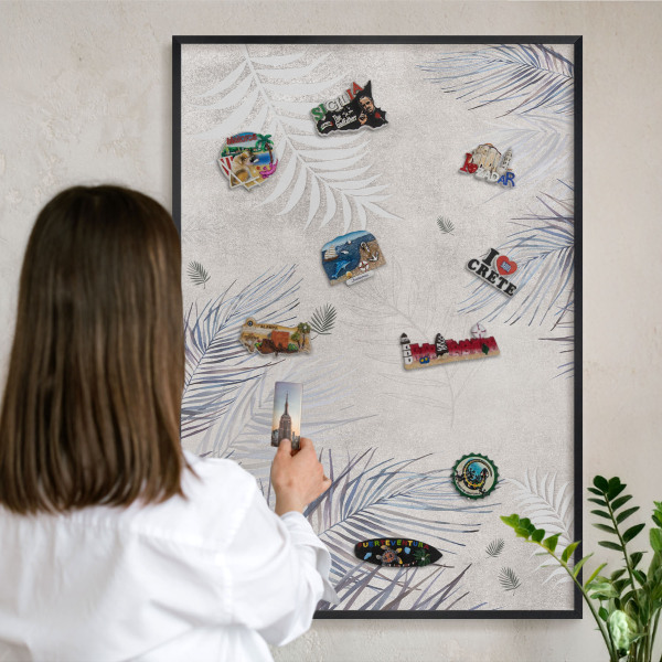 Wandbord voor magneten in een zwarte lijst Bladrijke elegantie