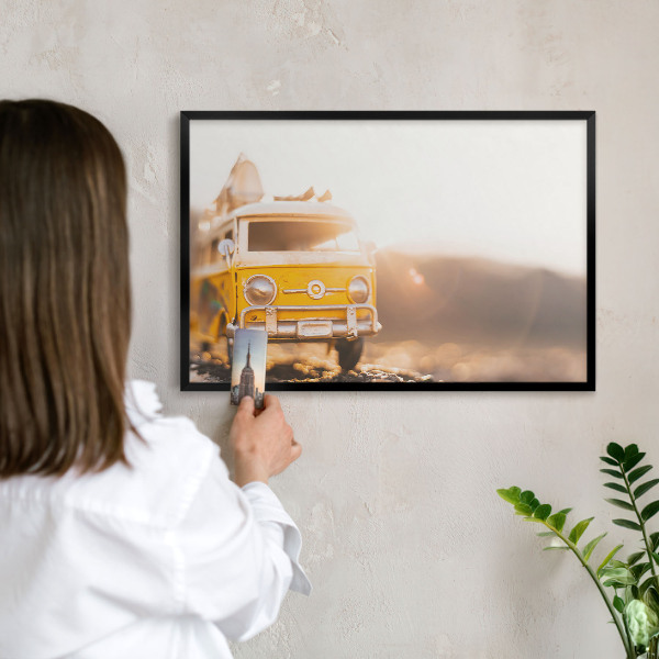 Wandbord voor magneten in een zwarte lijst Retro reizen