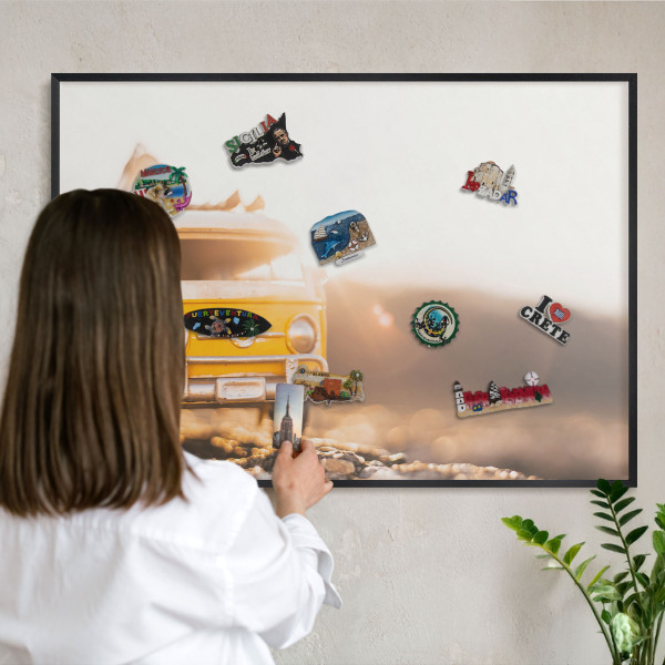 Wandbord voor magneten in een zwarte lijst Retro reizen