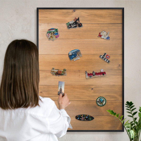 Wandbord voor magneten in een zwarte lijst Houtstructuur