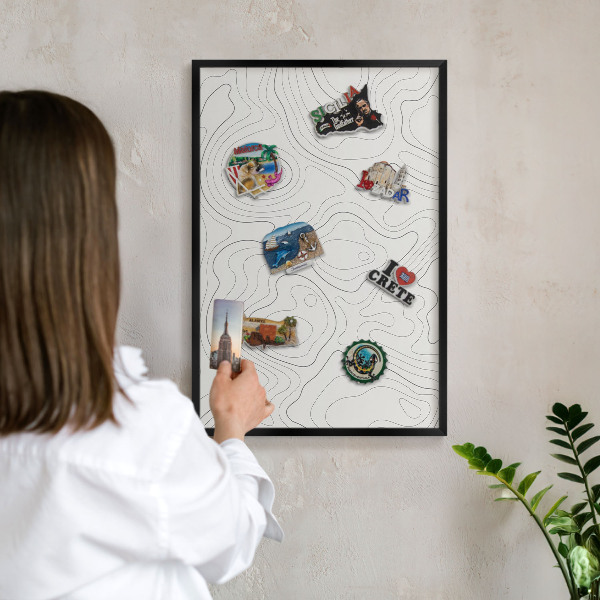 Wandbord voor magneten in een zwarte lijst Geometrische elegantie