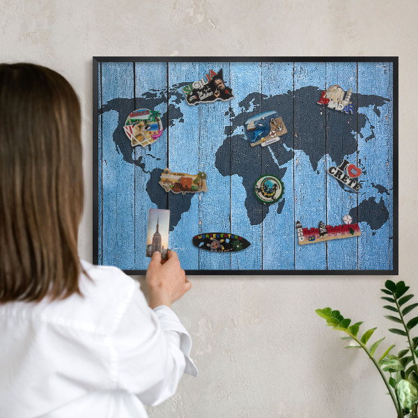 Wandbord voor magneten in een zwarte lijst Wereldkaart