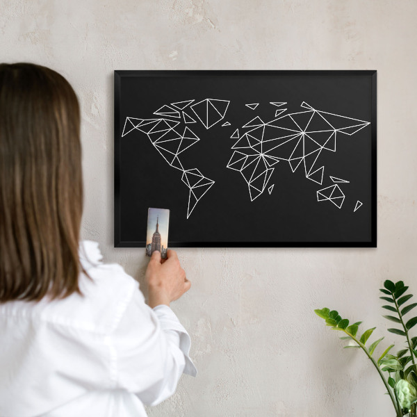 Wandbord voor magneten in een zwarte lijst Wereldkaart