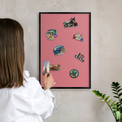 Wandbord voor magneten in een zwarte lijst Zalmkleur