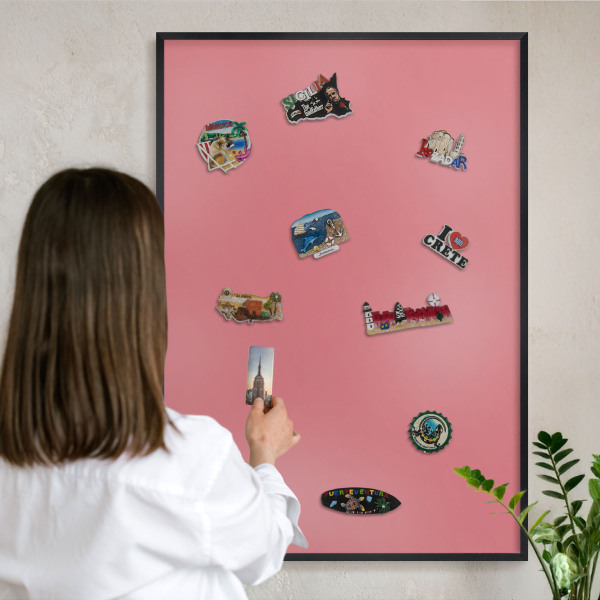 Wandbord voor magneten in een zwarte lijst Zalmkleur