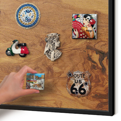 Wandbord voor magneten in een zwarte lijst Natuurlijk hout
