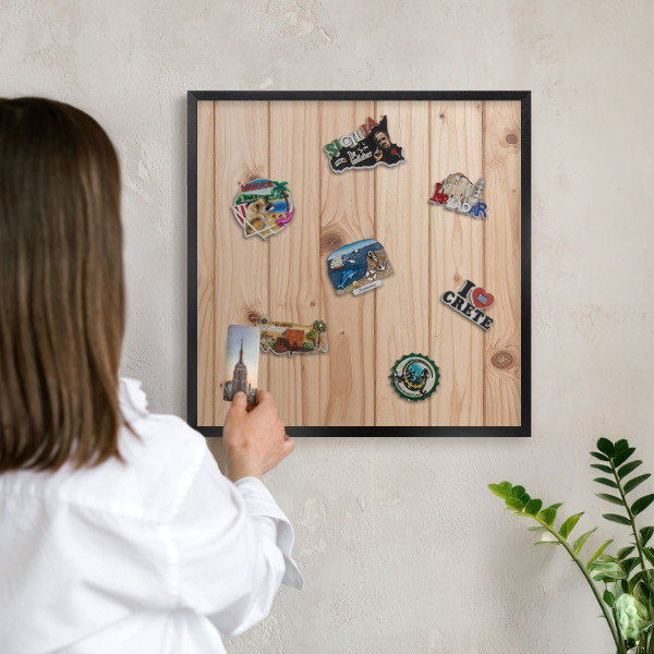 Metalen bord voor magneten met zwarte lijst Houten patroon
