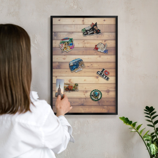 Wandbord voor magneten in een zwarte lijst Houten planken