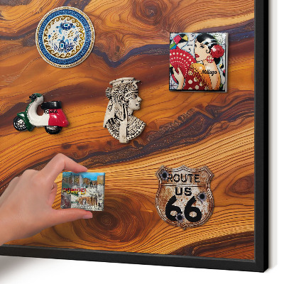 Wandbord voor magneten in een zwarte lijst Houten ringen