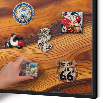 Wandbord voor magneten in een zwarte lijst Houten ringen