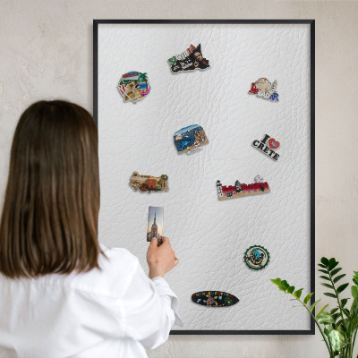 Wandbord voor magneten in een zwarte lijst Elegante textuur