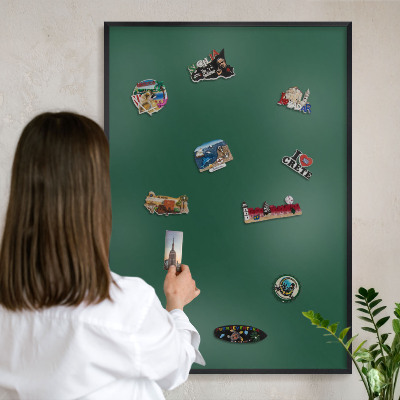 Wandbord voor magneten in een zwarte lijst Flesgroen