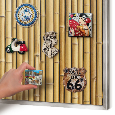 Magneetbord voor souvenir magneten met zilveren lijst Bamboe patroon