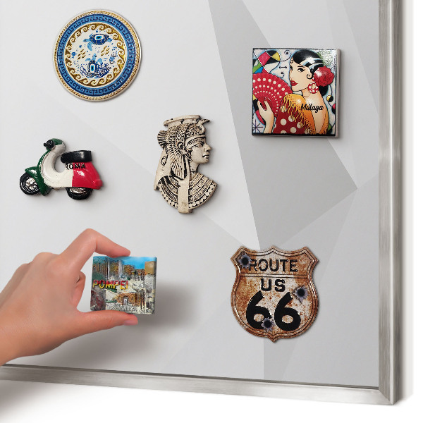 Magneetbord voor souvenir magneten met zilveren lijst Witte geometrie