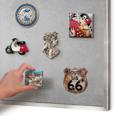 Decoratief metalen magneetbord in een zilveren lijst Zilveren mist