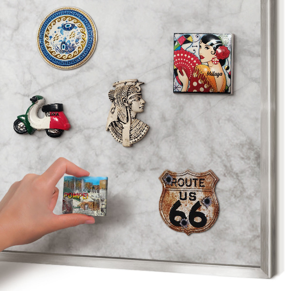 Magneetbord voor souvenir magneten met zilveren lijst Grijs marmer