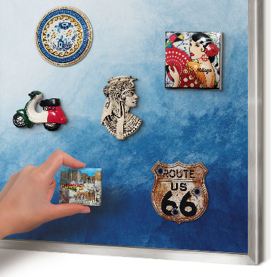 Decoratief metalen magneetbord in een zilveren lijst Blauwe abstracties