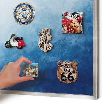Decoratief metalen magneetbord in een zilveren lijst Blauwe abstracties