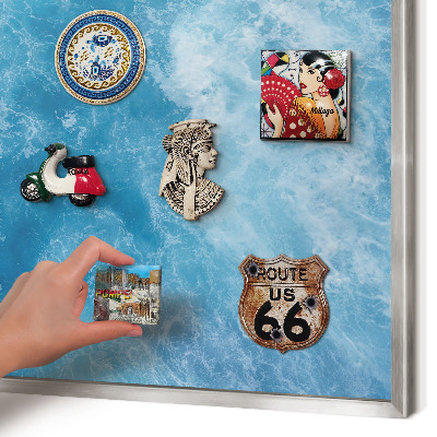 Magneetbord voor souvenir magneten met zilveren lijst Oceaangolven