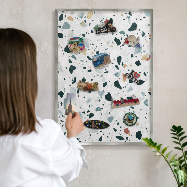 Decoratief metalen magneetbord in een zilveren lijst Dynamische patronen
