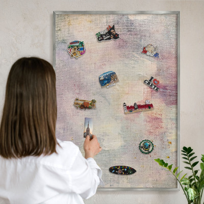 Magneetbord voor souvenir magneten met zilveren lijst Pastel abstractie