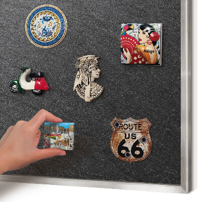 Magneetbord voor souvenir magneten met zilveren lijst Zwarte textuur
