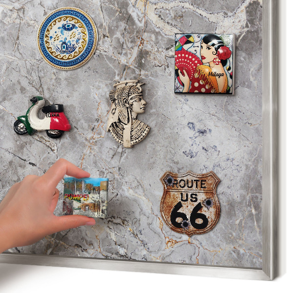 Decoratief metalen magneetbord in een zilveren lijst Marmer met patroon
