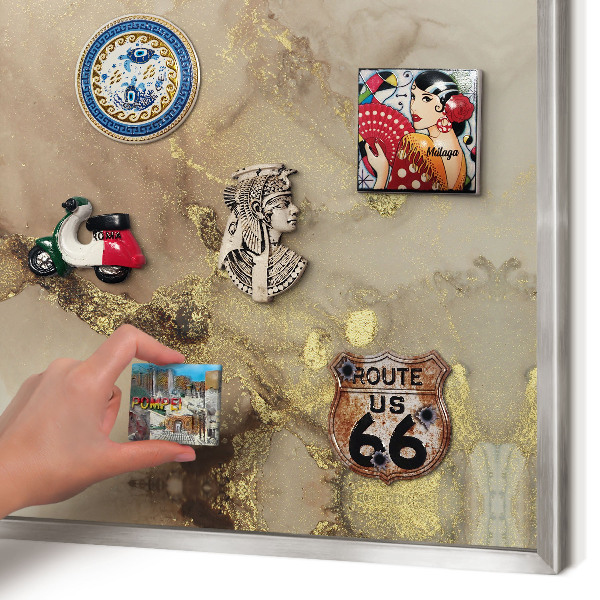 Magneetbord voor souvenir magneten met zilveren lijst Elegante glans