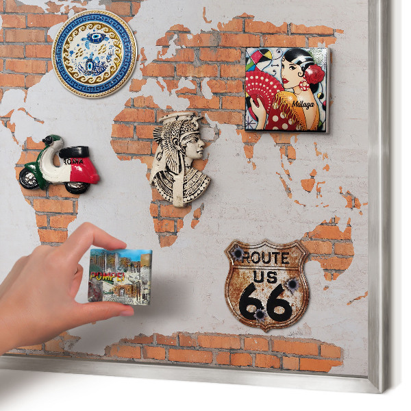 Decoratief metalen magneetbord in een zilveren lijst Bakstenen plattegrond