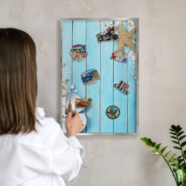 Magneetbord voor souvenir magneten met zilveren lijst Vakantierust