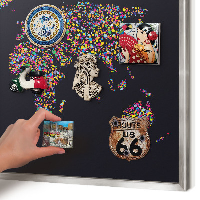Magneetbord voor souvenir magneten met zilveren lijst Kleurenkaart