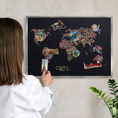 Magneetbord voor souvenir magneten met zilveren lijst Kleurenkaart