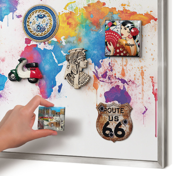 Magneetbord voor souvenir magneten met zilveren lijst Kleurenkaart