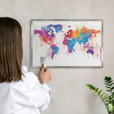 Magneetbord voor souvenir magneten met zilveren lijst Kleurenkaart