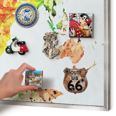 Decoratief metalen magneetbord in een zilveren lijst Kleurenkaart