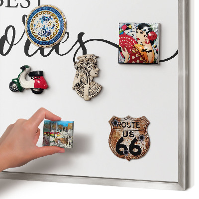 Magneetbord voor souvenir magneten met zilveren lijst Inspirerende herinneringen