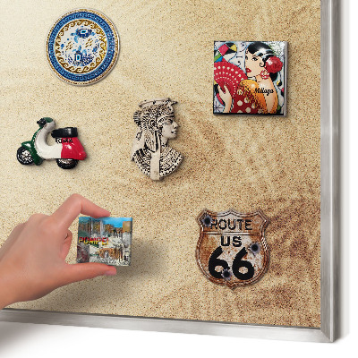 Decoratief metalen magneetbord in een zilveren lijst Zandbladeren