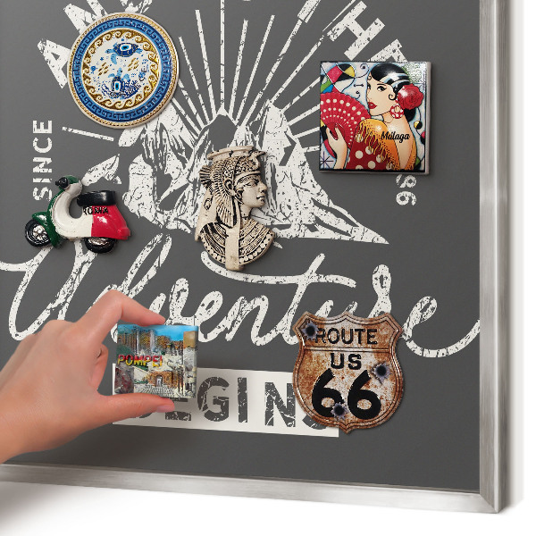 Magneetbord voor souvenir magneten met zilveren lijst Berginscriptie