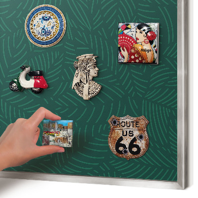 Decoratief metalen magneetbord in een zilveren lijst Groene bladeren