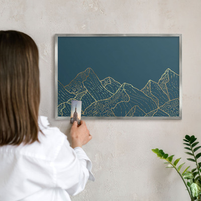 Magneetbord voor souvenir magneten met zilveren lijst Bergminimalisme