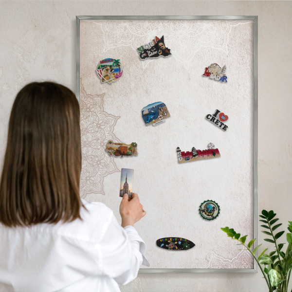 Magneetbord voor souvenir magneten met zilveren lijst Etnische patronen