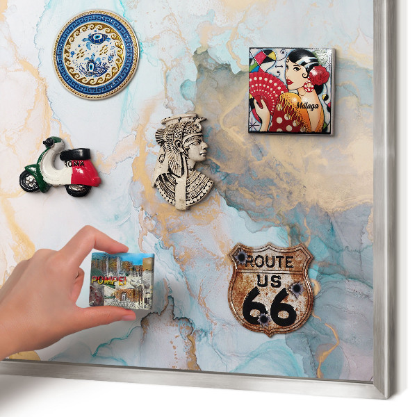 Decoratief metalen magneetbord in een zilveren lijst Pastelvormen